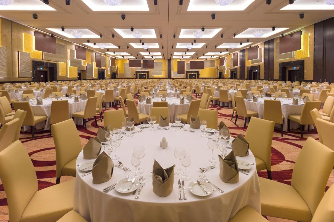 크라운 플라자 리야드 Rdc 호텔 앤 컨벤션 외부 사진 The Grand Ballroom