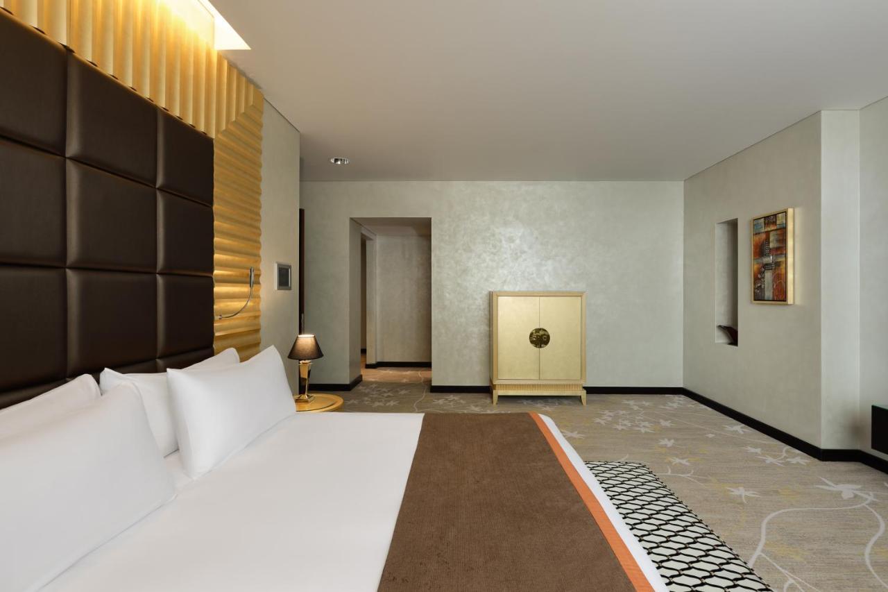 크라운 플라자 리야드 Rdc 호텔 앤 컨벤션 외부 사진 A bedroom at the hotel