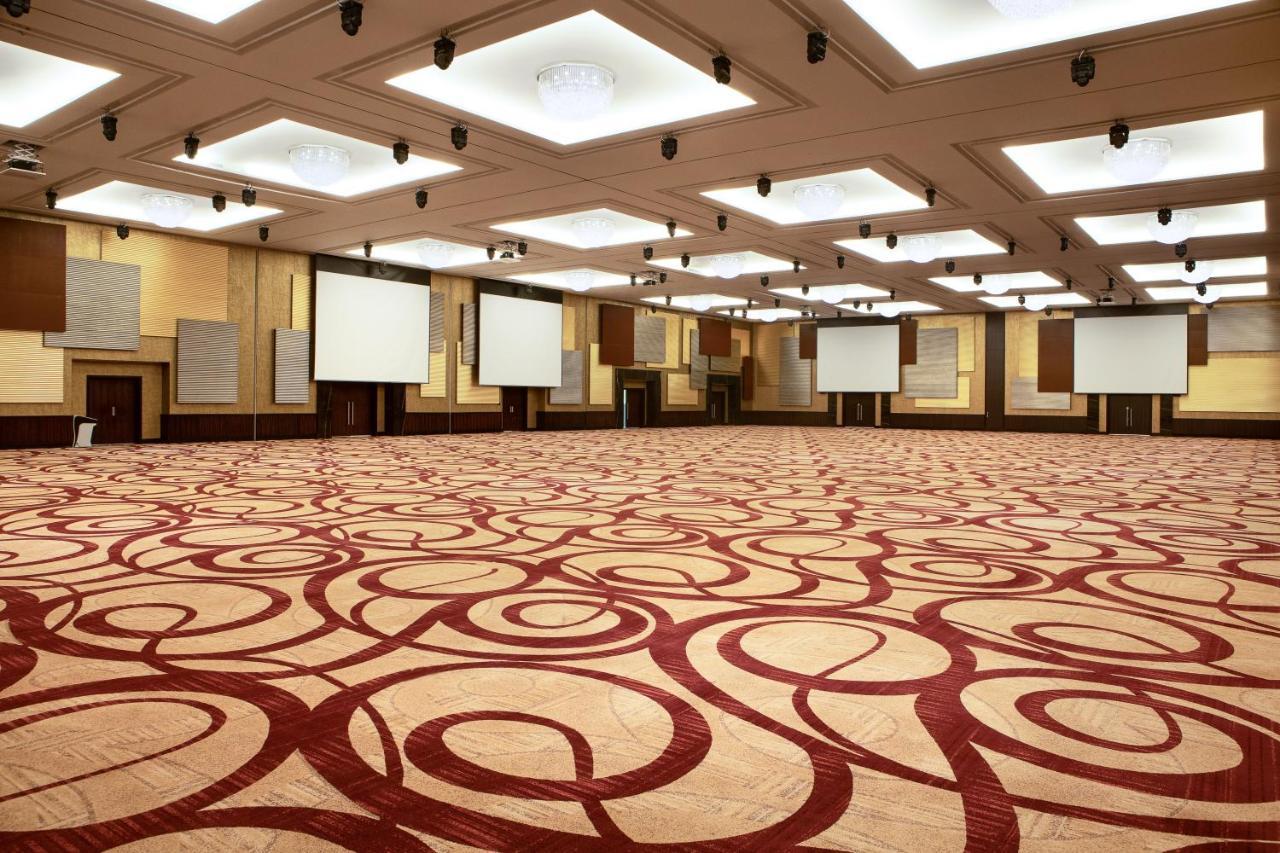크라운 플라자 리야드 Rdc 호텔 앤 컨벤션 외부 사진 The Grand Ballroom